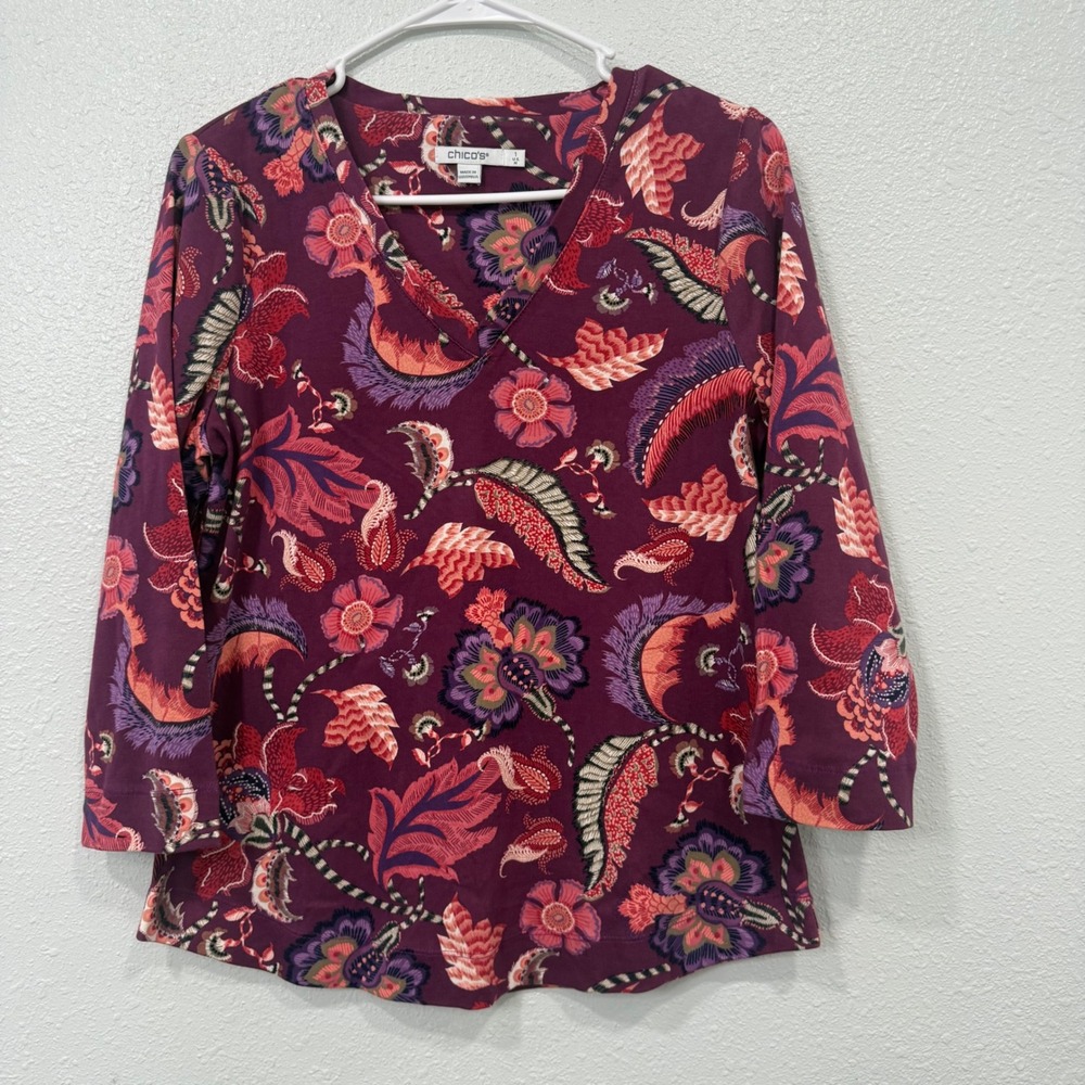 Chicos Pima Cotton V-Neck Floral Paisley Top Purple 3/4 Sleeve Size 1 M